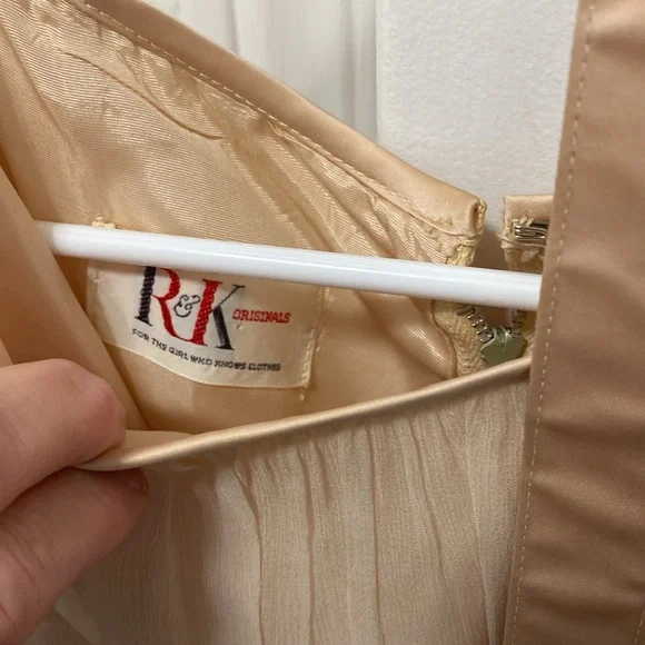 VINTAGE R & K ORIGINALS  Dress - Picture 2 of 7